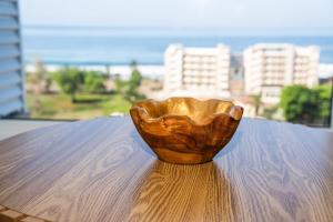 Ocean View Condo | Steps to Beach & Comfort