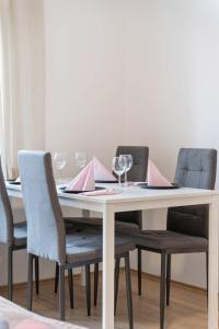 Elegant Prague Apartment