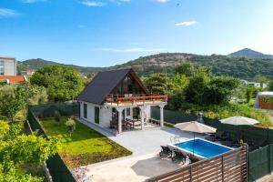 Villa Ksenija with Private Pool- Peace & Privacy