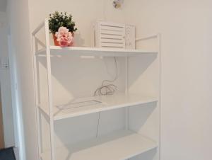 20 Min nach Zurich, Big flat with 6 Einzelbetten, gratis Parking, near Autobahn