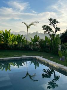 Nusa & Flux Villa - Green Hills & Ocean Views
