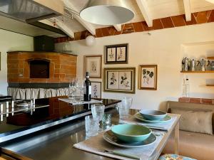 Dimora 45, Contemporary Apartments in a Historic Building, Valdichiana, Tuscany