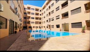 Refuge contemporain à Guéliz 2 chambres avec piscine et terrasse privée