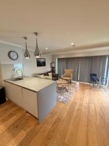 Perfect Flat with Garden to 4p - Kew & Richmond