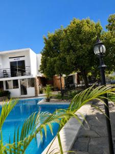 VILLA NAPOLI