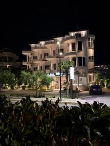 Mariksel HOTEL