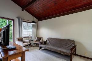 Casa com Piscina Churrasqueira e Sauna