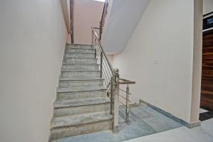 Hotel O Shree Shyam Palace
