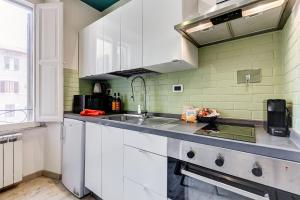 Vatican Green R-Home