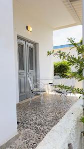 Sea View Beach House near Athens Airport
