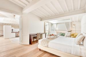 Golden Luxe-Penthouse Duomo ViewGarden & Parking