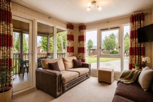 Free Parking - Hunters Quay 3 Bed Lodge - Coastal