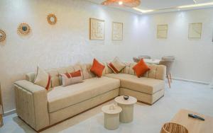 Cozy Apartment, Tanja Balia