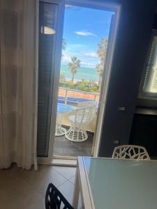 Beachfront Apartment Mali Robit