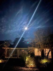 Kalamunda Estate with Pool, Fire Pit & BBQ Deck