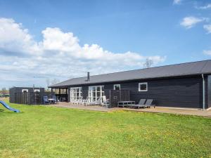12 person holiday home in Ålbæk-By Traum
