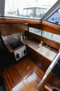 Classic Seadream Yacht