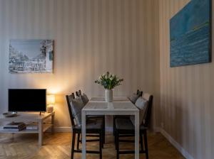 Urban Chic - 10 People - City Center -Nowy Swiat