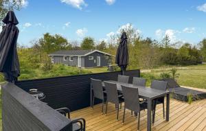 Cozy Home In Hovborg With Wifi