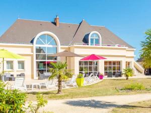 Azay-le-Rideau Castle Retreat
