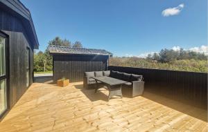 Stunning Home In Løkken With Sauna