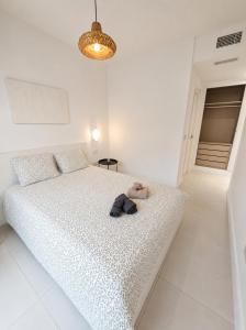 Higuerón - Luxury Apartment with Pool & Sea View in Las Lomas del Higuerón