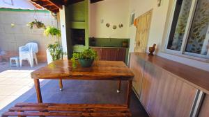 House with barbecue, air, 2 parking spaces 600m from the sea
