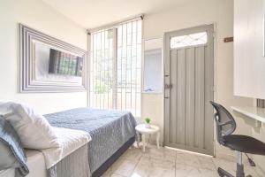 El Poblado Room #1 with Private Bathroom, Balcony in Shared Apartment