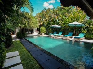 Canggu, villa santai, 3 bed, swimming pool jacuzzi
