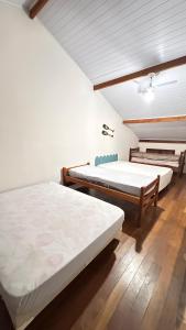 Duplex com Churrasq e Piscina a 200m da Praia em Ubatuba B27C24