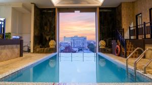 Harmoni Suites Hotel