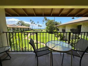 Waiohuli Beach Hale #C-210 Oceanfront View, AC Throughout Unit, Shared Pool