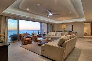 NEW Sonoran Star Luxury condo 2BD, 2BA