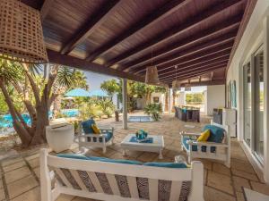 villa cotriero crystal