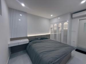 Căn hộ chung cư 3 phòng ngủ 2 Wc phố Lò Đúc, Hà Nội