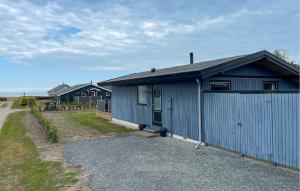 Beautiful Home In Hadsund With Wifi