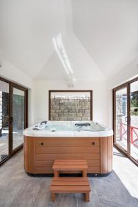 Gramercy House by LuxUnlock Private Villas