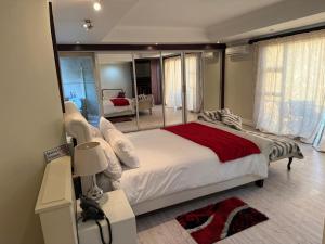 Golden Feathers Lodge
