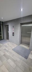 Silvertop - A magical apartment with great view at The Flats
