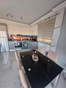 Aarchon Apartments & luxury Suites