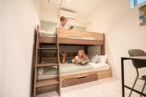 THE COZY NEST ABENO 駅1分 解放感ある一棟貸しヴィラ 長期歓迎 3BR Max9ppl