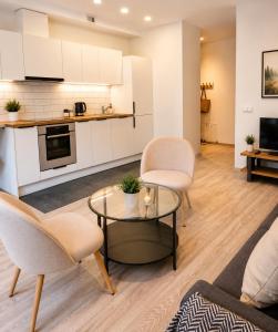 Marie Oldtown SELF CHECK-IN New by QuarterStays