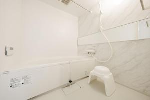 New OPEN Family 4-minute walk from the station Maximum 5 people Fully air-conditioned Parking included