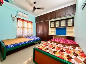 Royal Paradise Inn