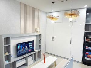 Leonda Home The Tresor