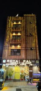 Royal Palm Hotel & Food Court