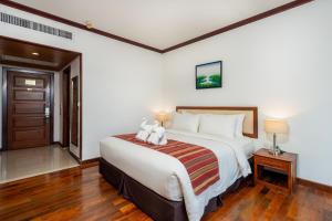 Champasak Grand Hotel