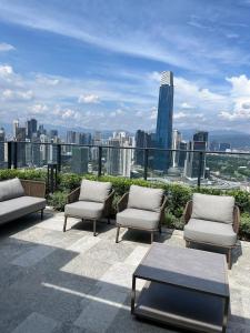 Skyline View Apartment