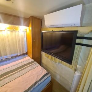 Quiet caravan in nature on Mur cycle path