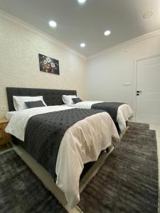 Maya Apartment
